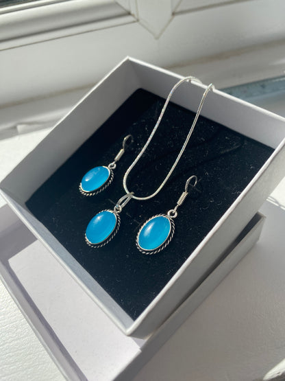 Turquoise Glass Cabochon Necklace & Earring Set