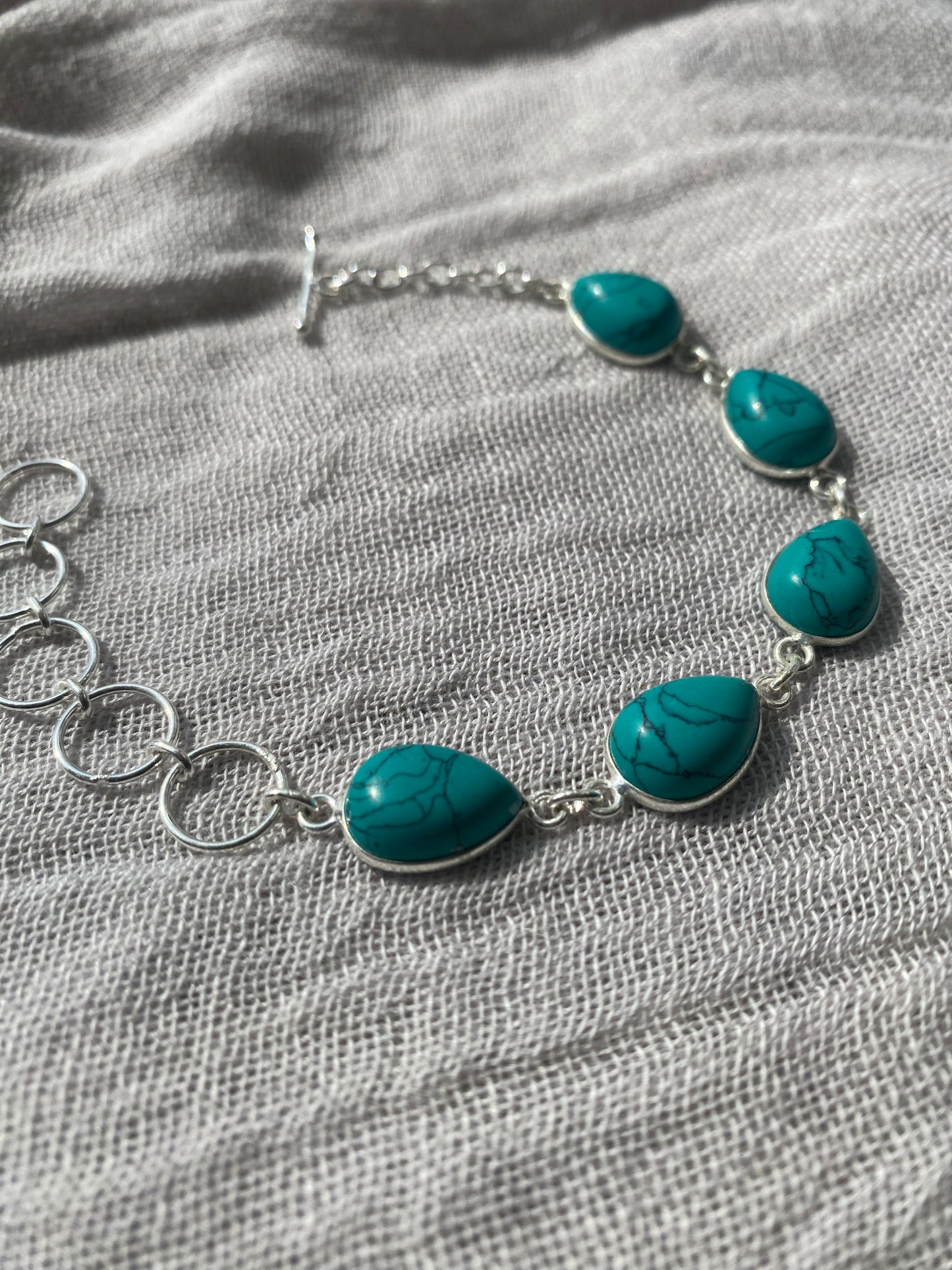 Beautiful Turquoise Teardrop Stone Bracelet