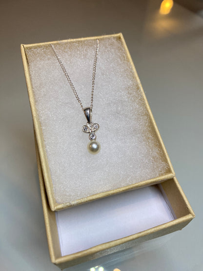 Solid Silver Pearl Drop Necklace