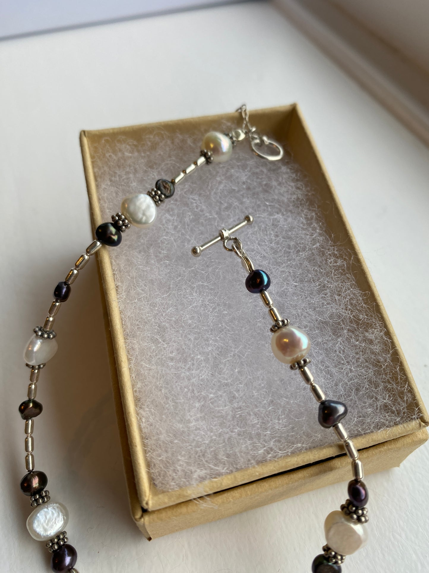 White Pearl & Silver Bracelet