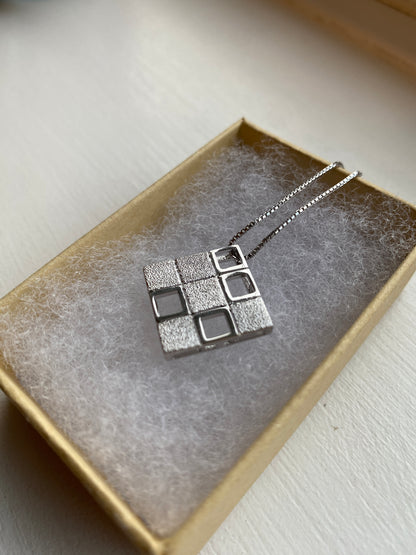 Silver Pendant Square Necklace