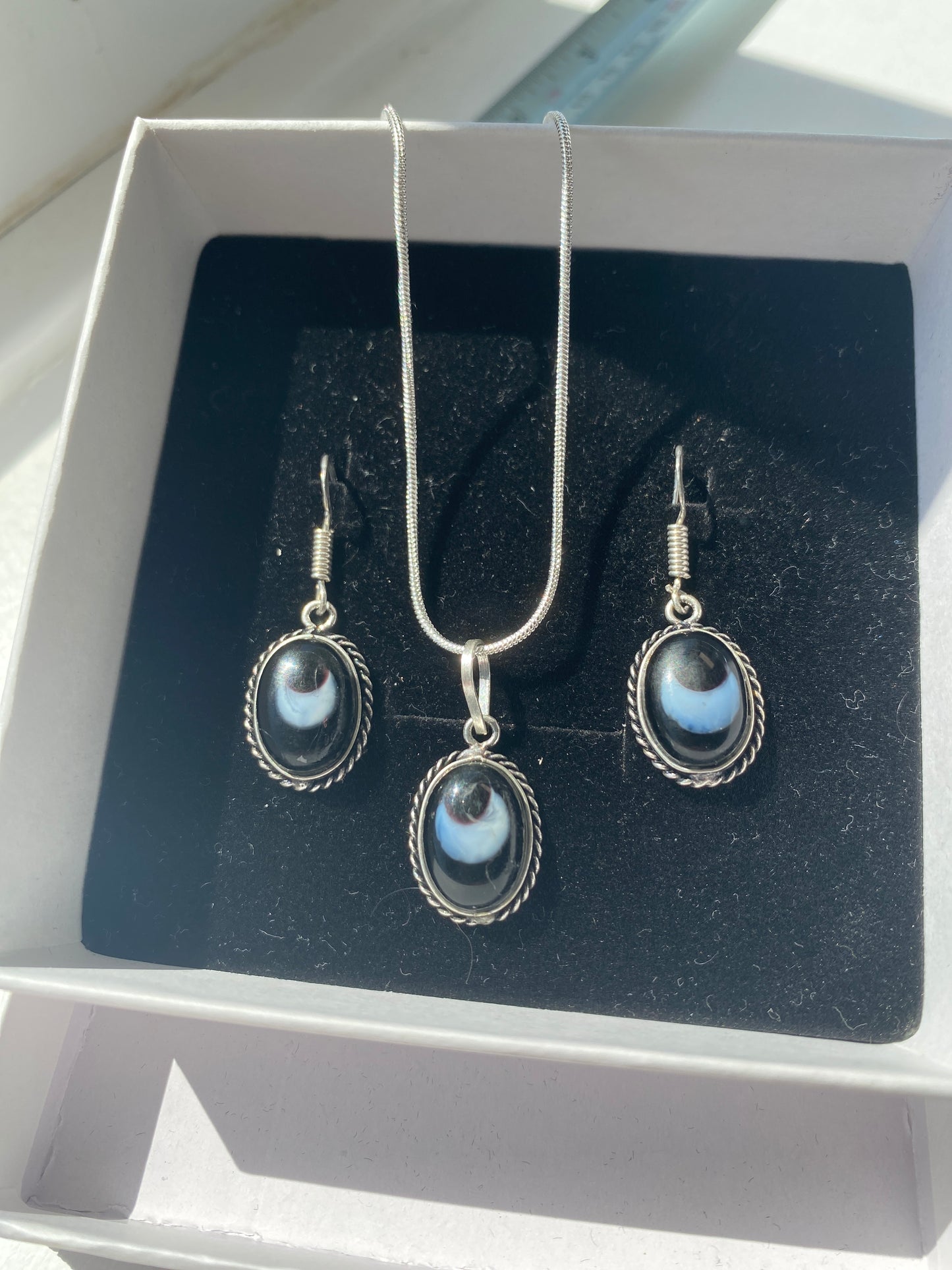 Black Swirl Agate Necklace & Earring Set