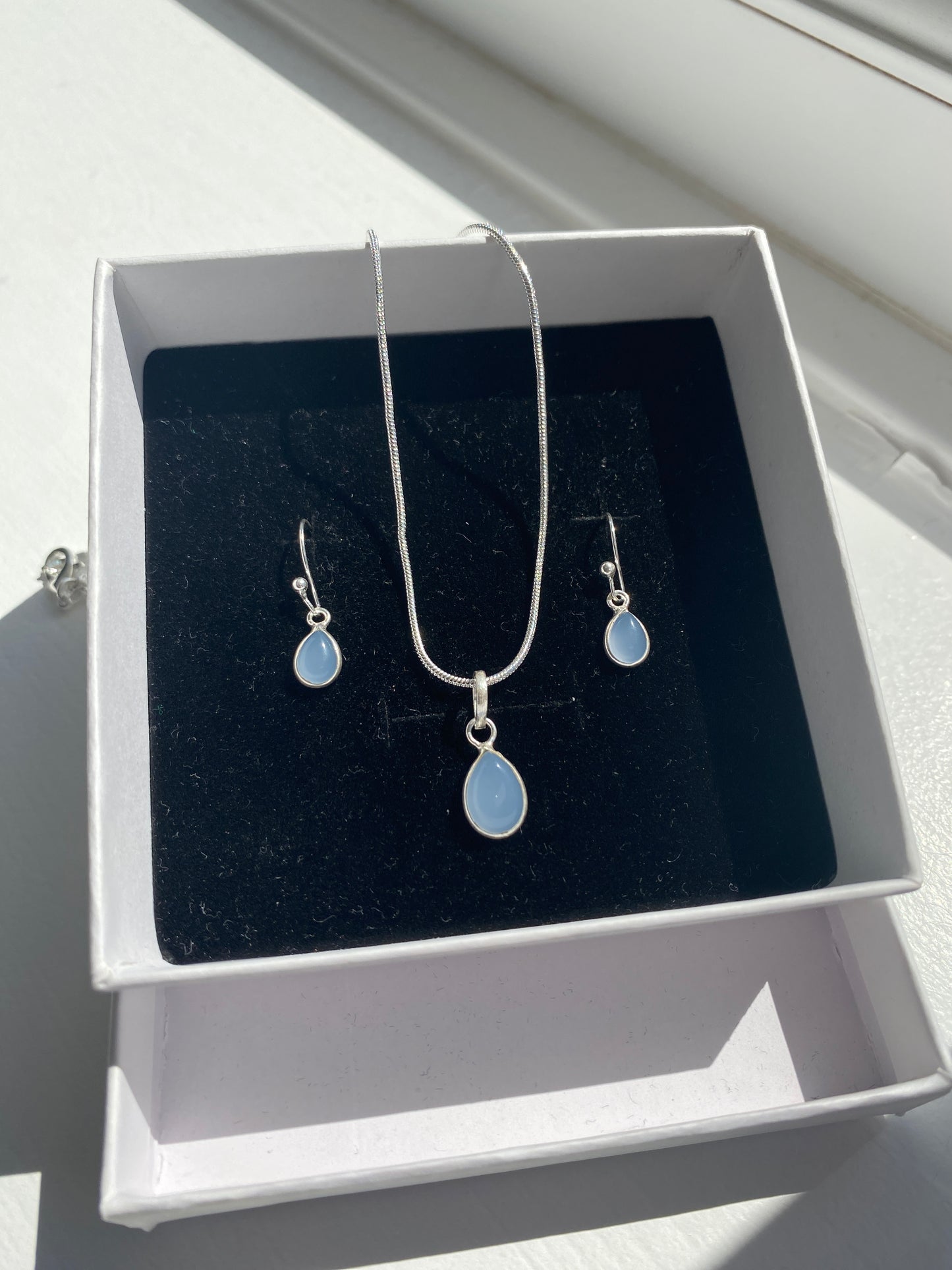 Chalcedony Stone Silver Necklace & Earring Set