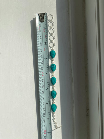 Beautiful Turquoise Teardrop Stone Bracelet