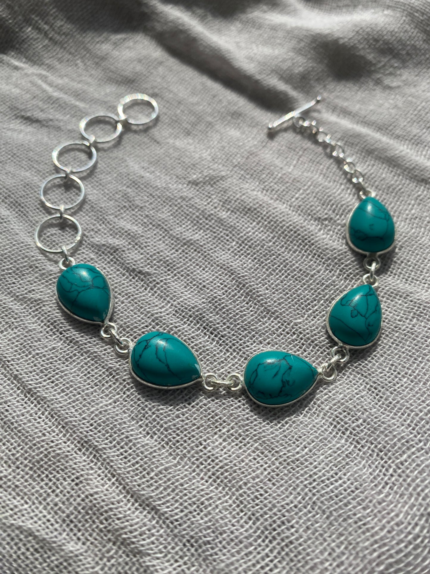 Beautiful Turquoise Teardrop Stone Bracelet