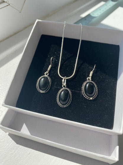 Beautiful Black Onyx Jewellery Set