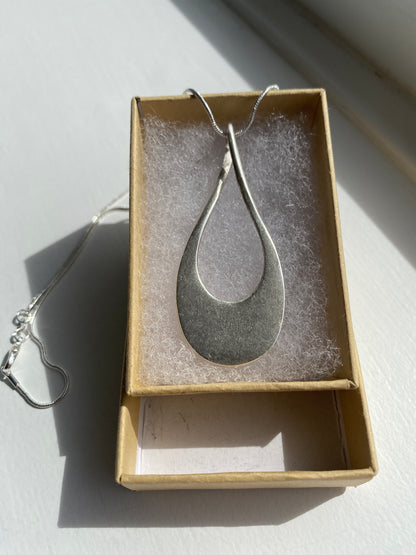Silver Curve Pendant Necklace