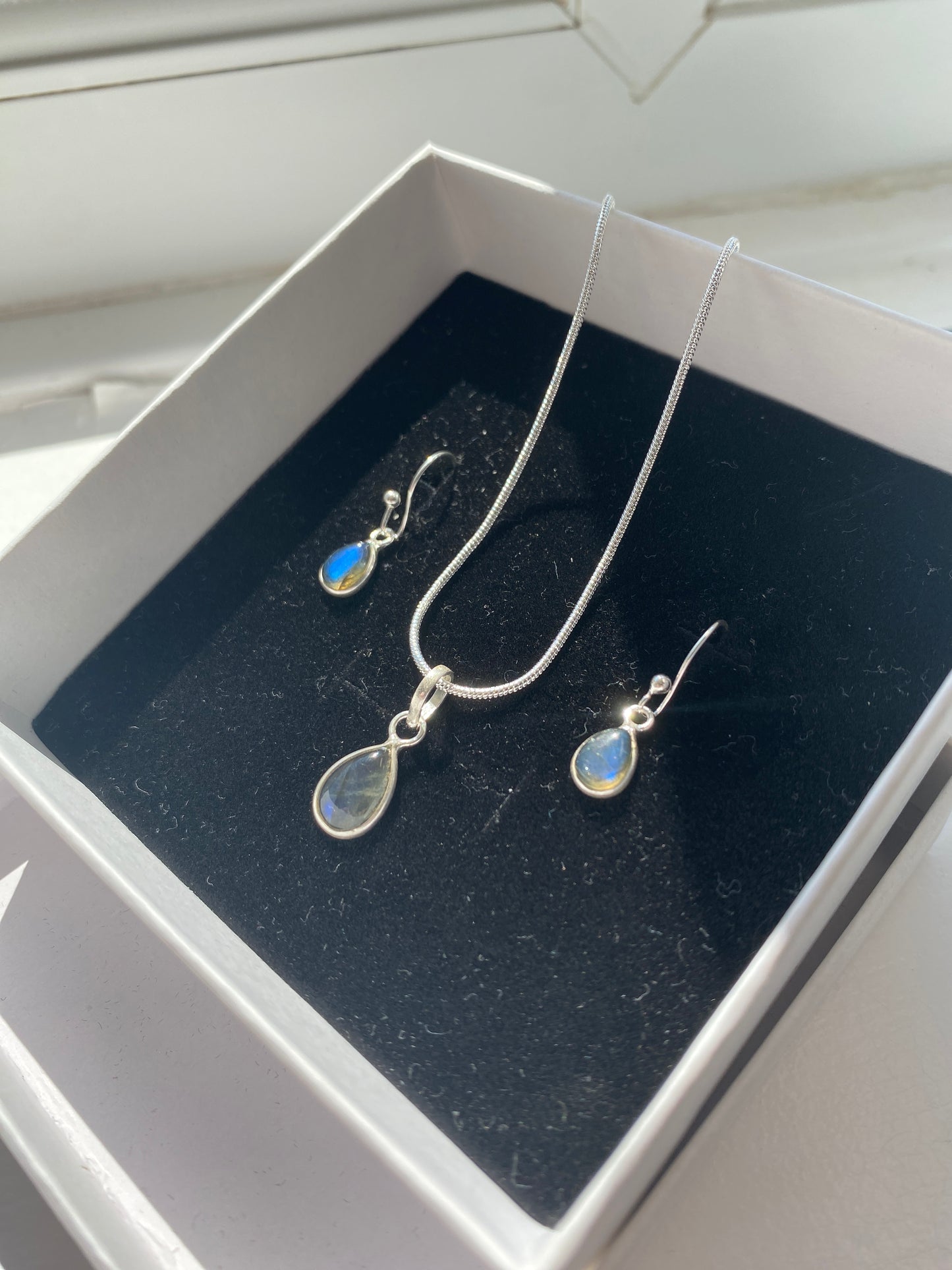 Labradorite Stone Silver Necklace & Earring Set