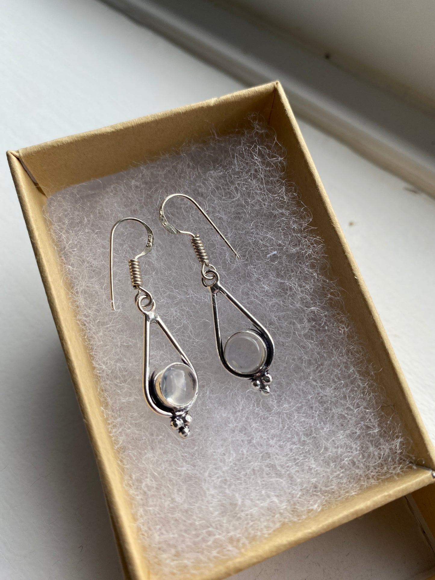 Smoky White Silver Earrings
