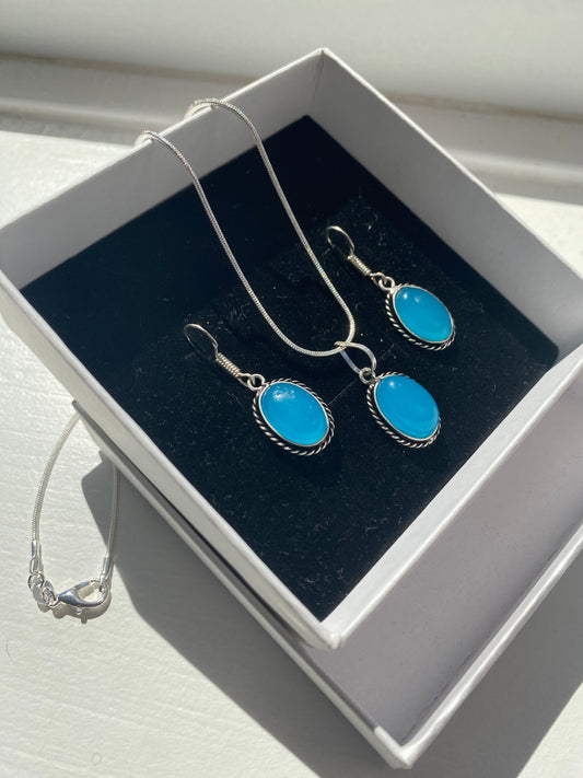 Turquoise Glass Cabochon Necklace & Earring Set