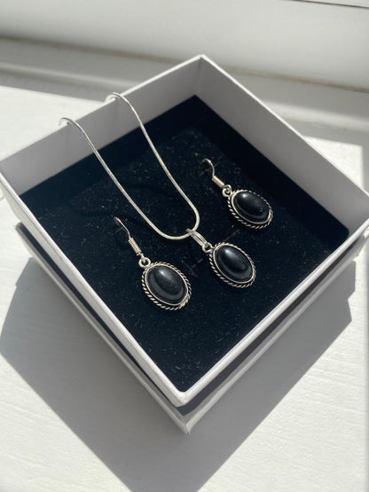 Beautiful Black Onyx Jewellery Set