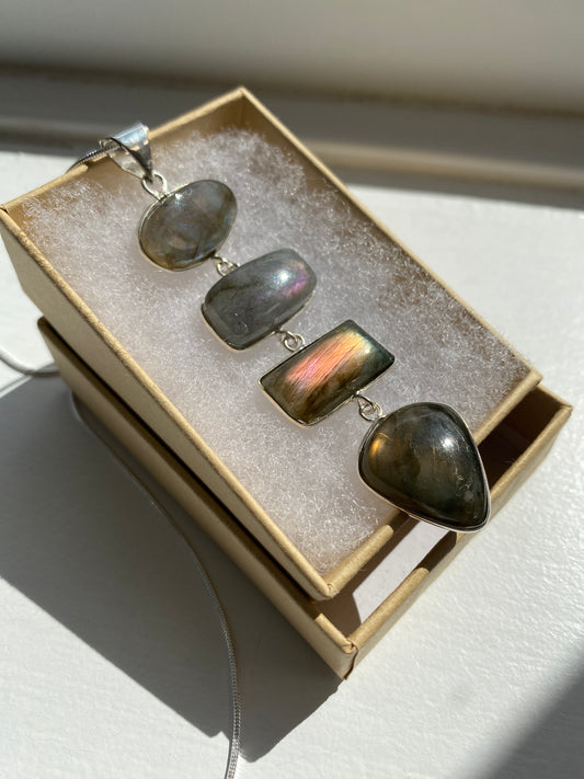 Iridescent Labradorite Pendant Necklace