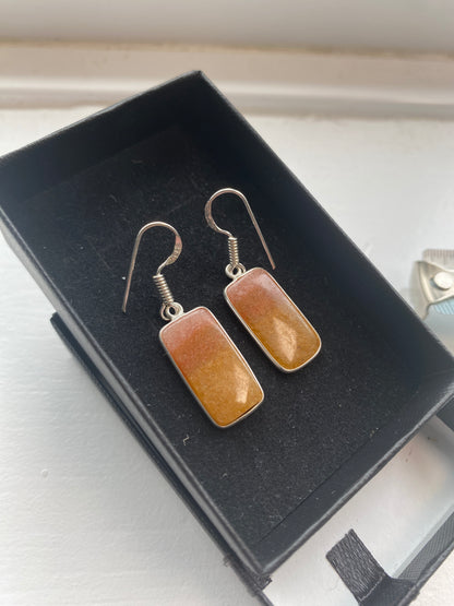 Honey-Brown Agate Drop Earrings