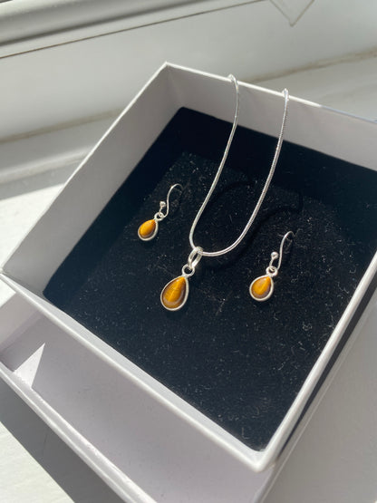 Tiger Eye Necklace & Earring Set in Solid 925 Silver