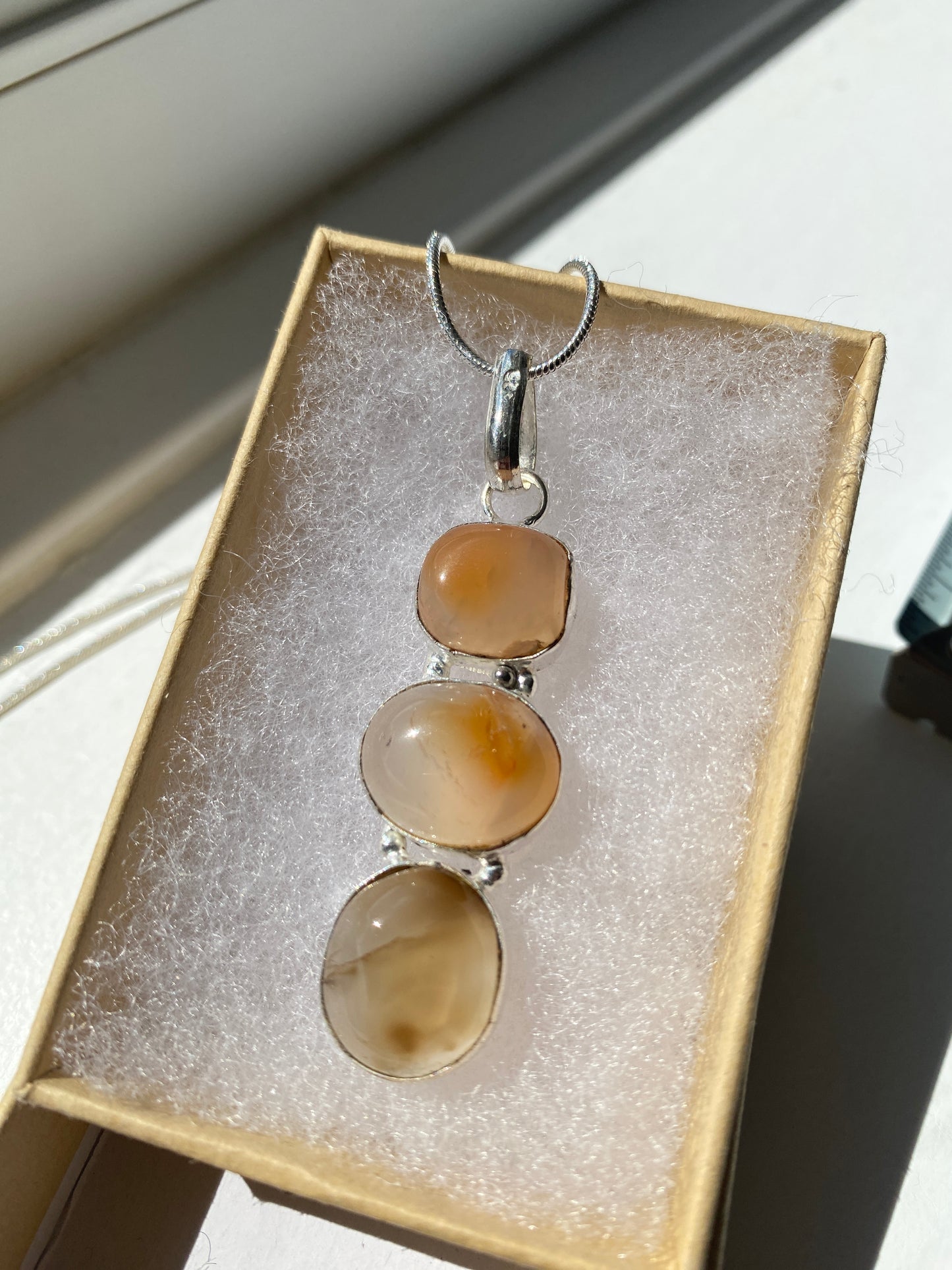 Agate & Pale Carnelian Stone Pendant Necklace