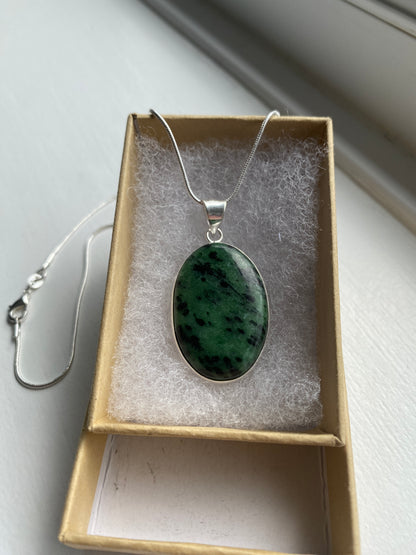 Green Malachite Pendant Necklace