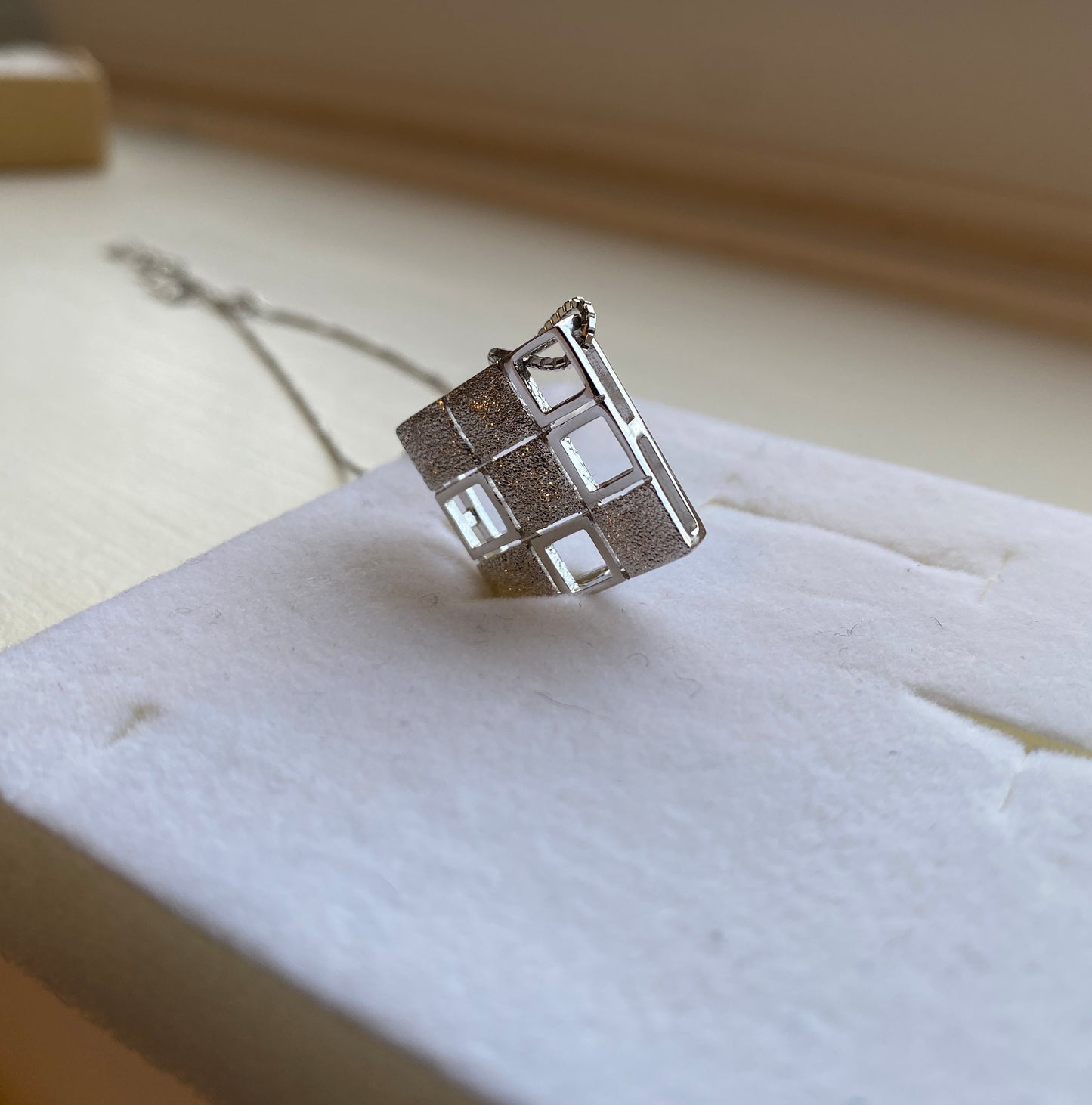 Silver Pendant Square Necklace
