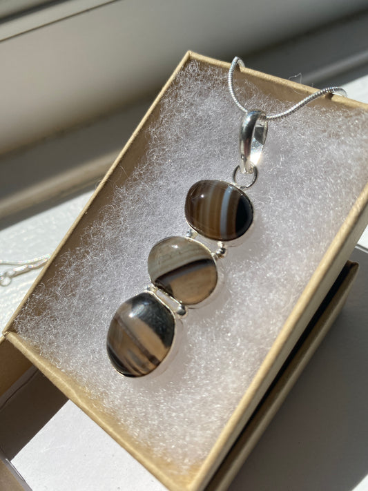 Brown Banded Agate Pendant Necklace
