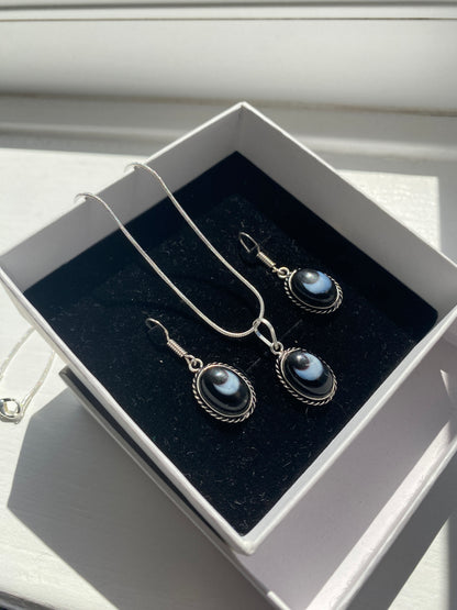 Black Swirl Agate Necklace & Earring Set