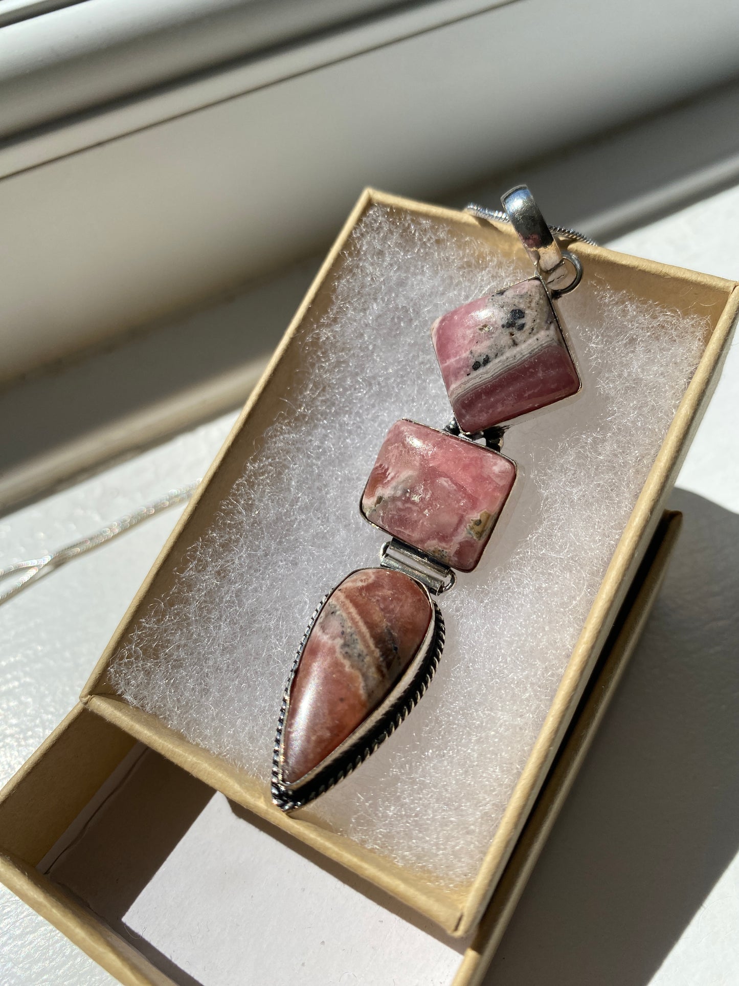 Rhodonite Triple‑Stone Pendant Necklace
